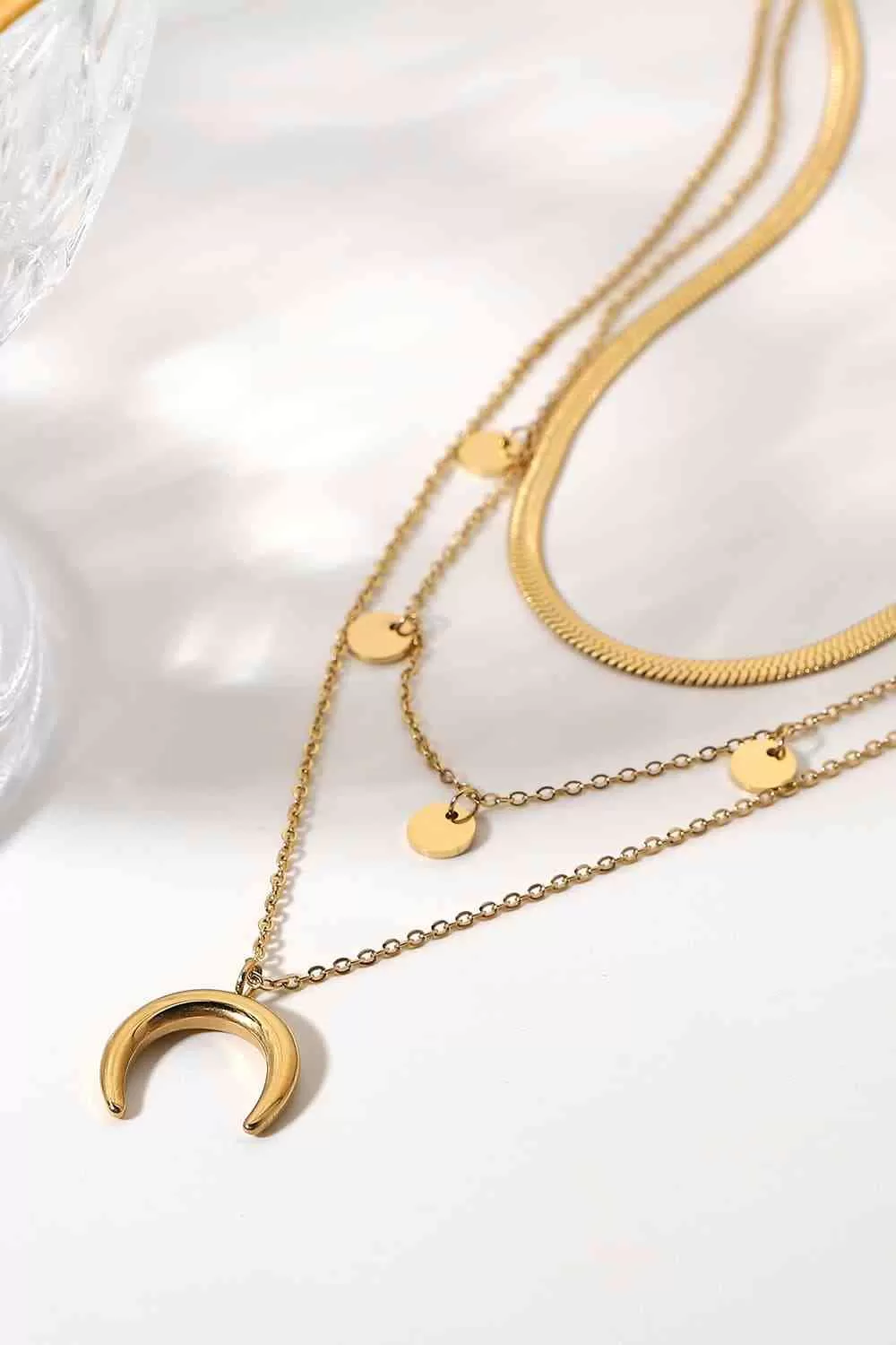 18K Gold-Plated Moon Shape Pendant Necklace