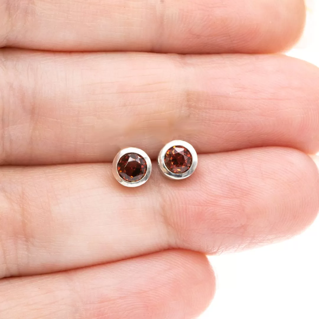 4mm Garnet Bezel Set Stud Earrings