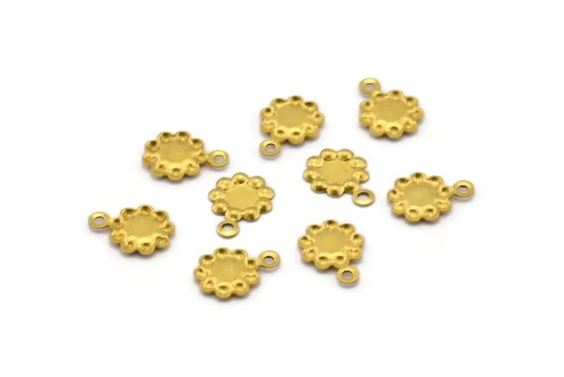 50 Raw Brass Charm (10.5mm) D0218