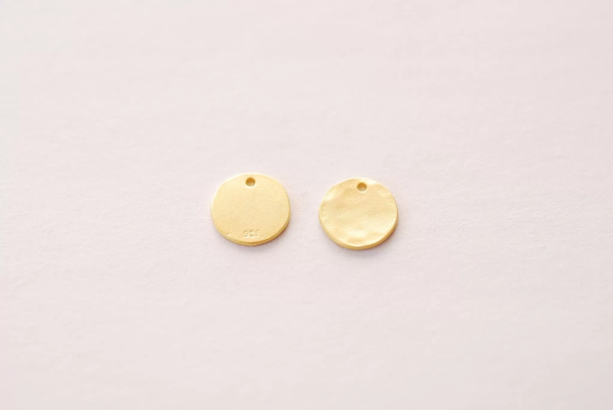 9mm Small Round Hammered Blank Disc- 925 sterling silver or Vermeil 18k Gold Plated round stamping disc round coin Jewelry Component