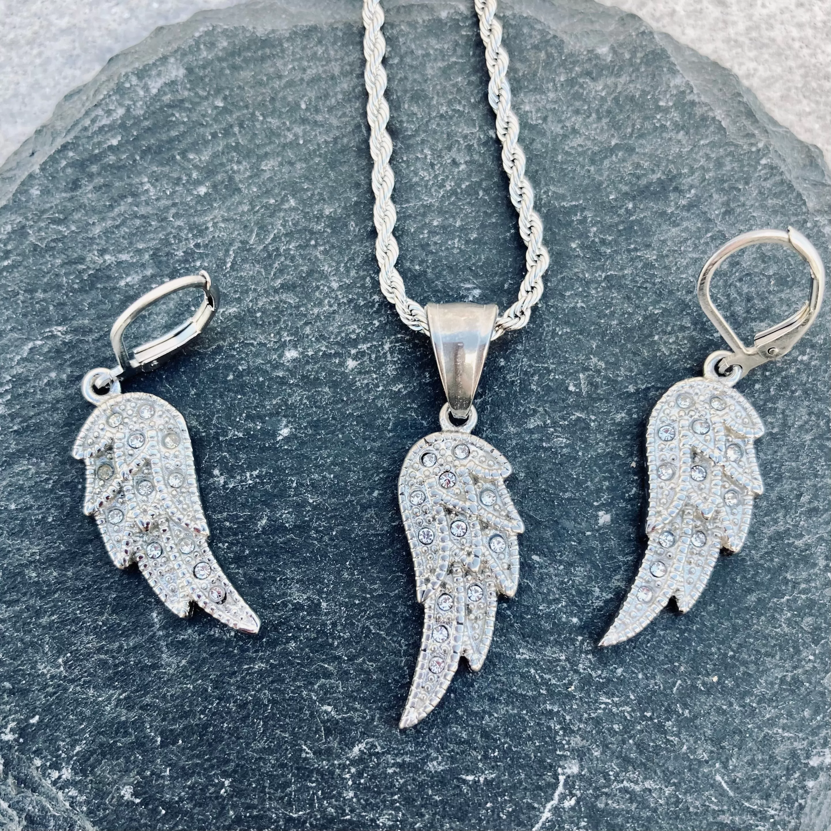 Angel Wings Mini - Pendant - Rope Necklace - White Bling - SK2235