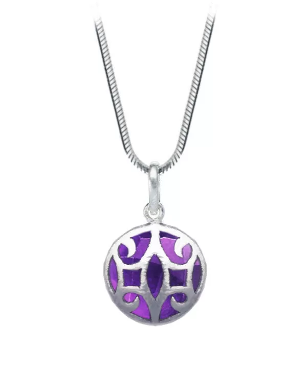 Arabesque Round Cutout Pendant Amethyst