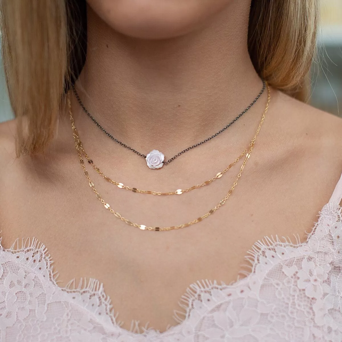 Dainty Rose Choker