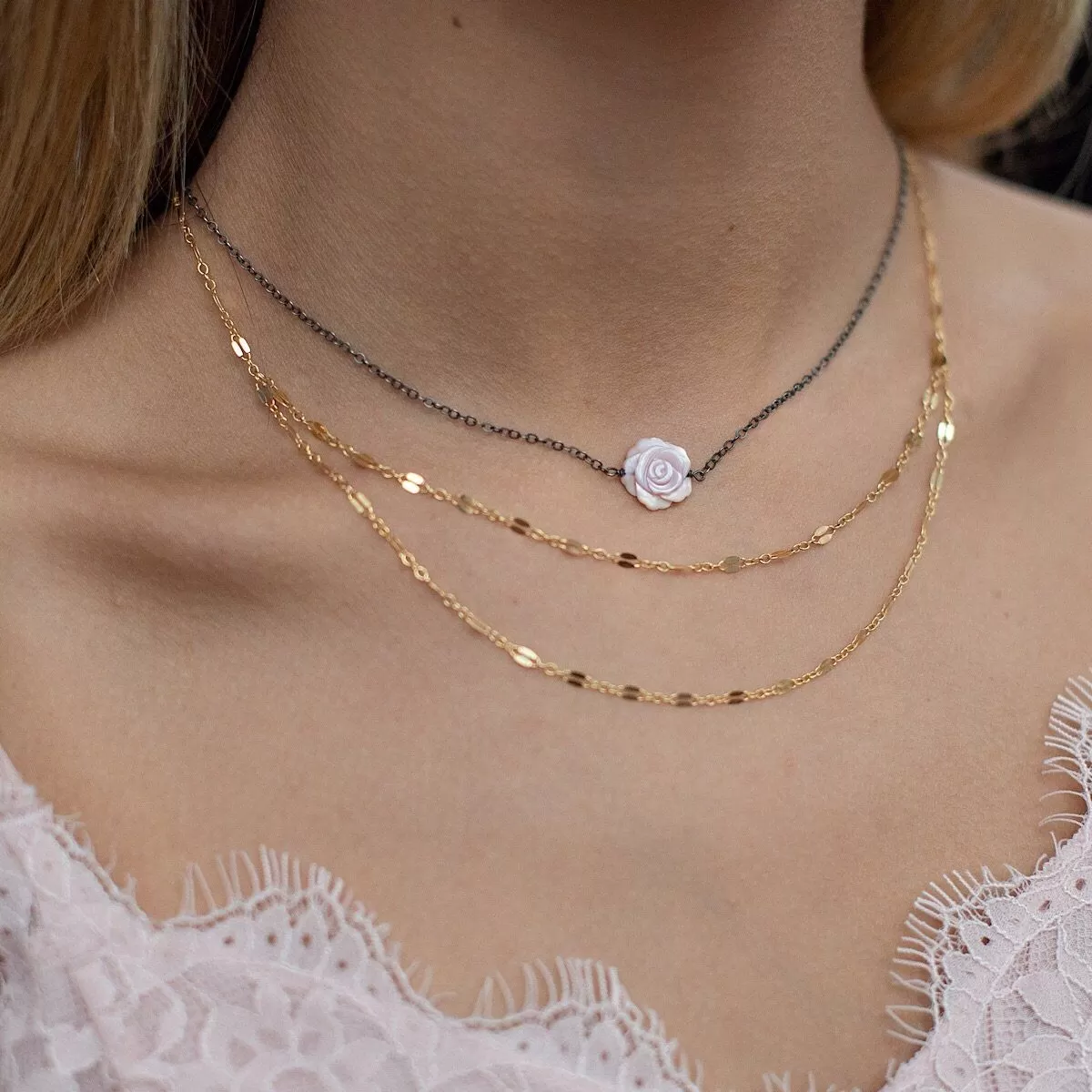 Dainty Rose Choker