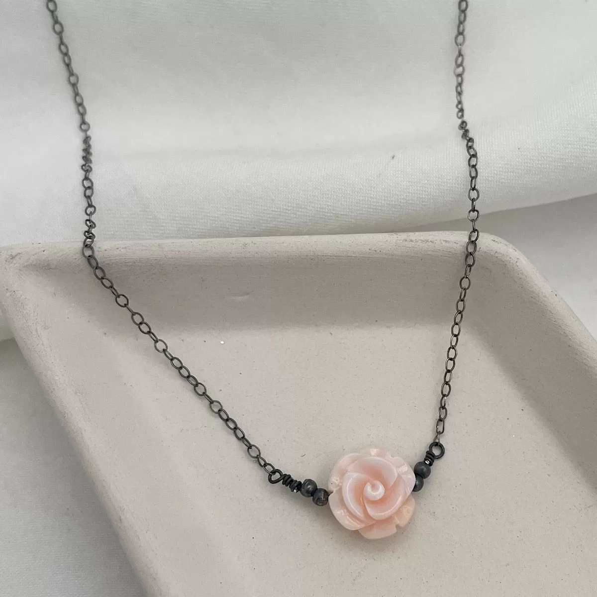 Dainty Rose Choker