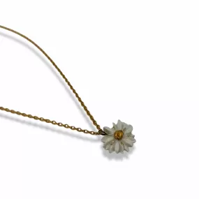 Daisy Pendant in Porcelain