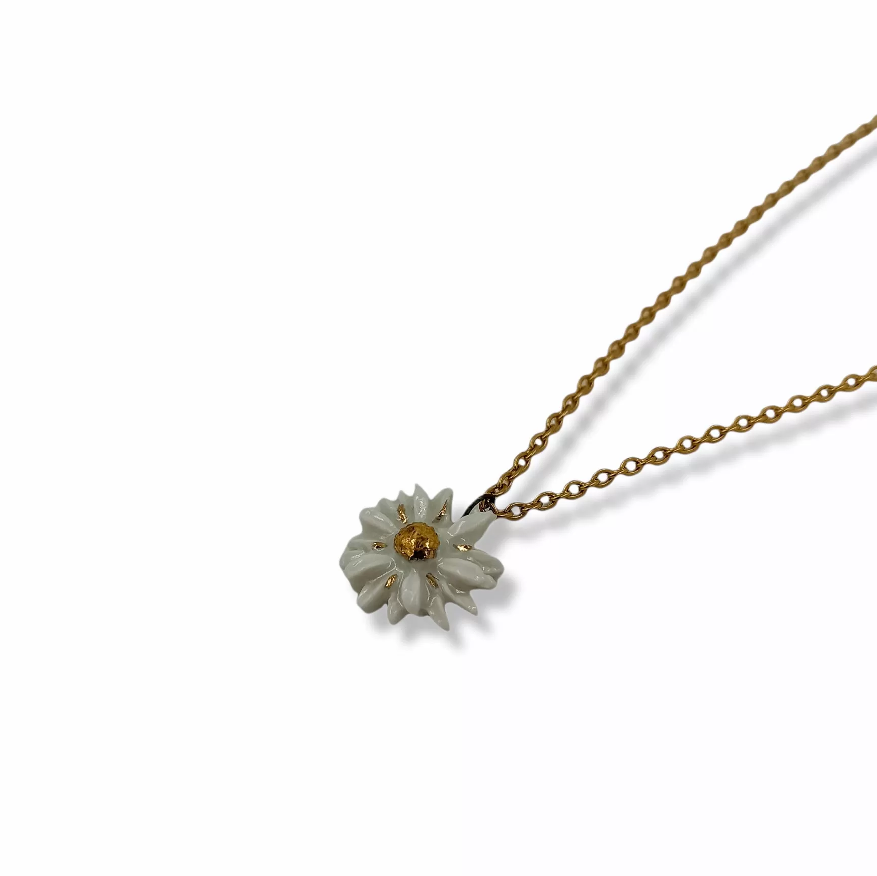 Daisy Pendant in Porcelain