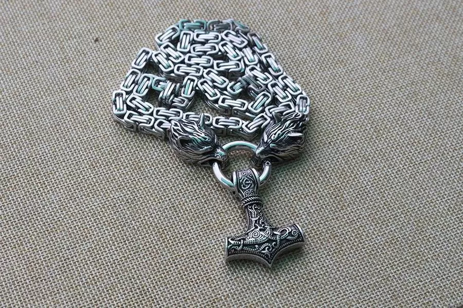 Mjölnir Spirit Animal Necklace