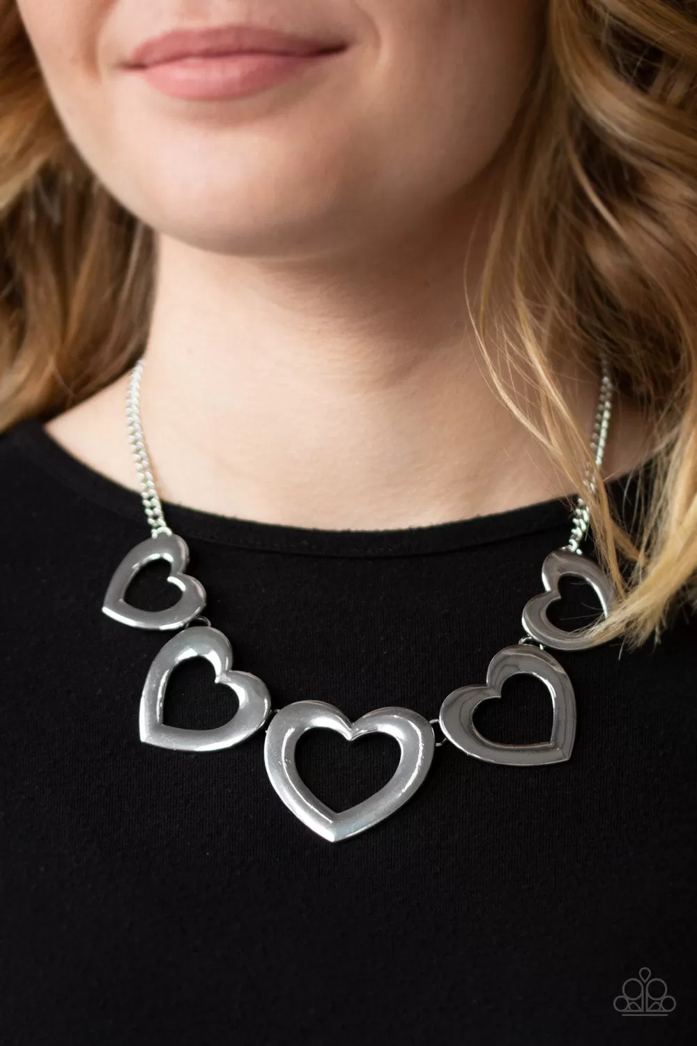 Paparazzi Hearty Hearts - Silver Necklace