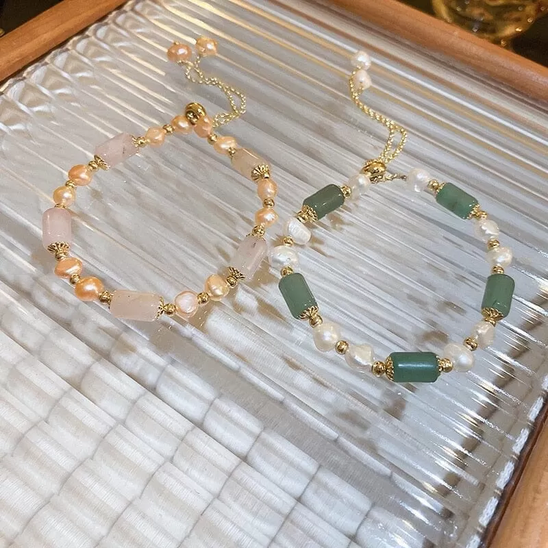 Pretty Freshwater Pearl and Jade Stone Bracelet