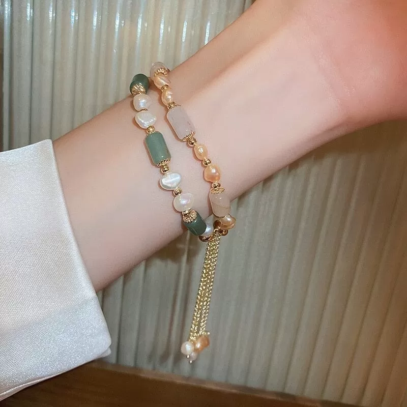 Pretty Freshwater Pearl and Jade Stone Bracelet