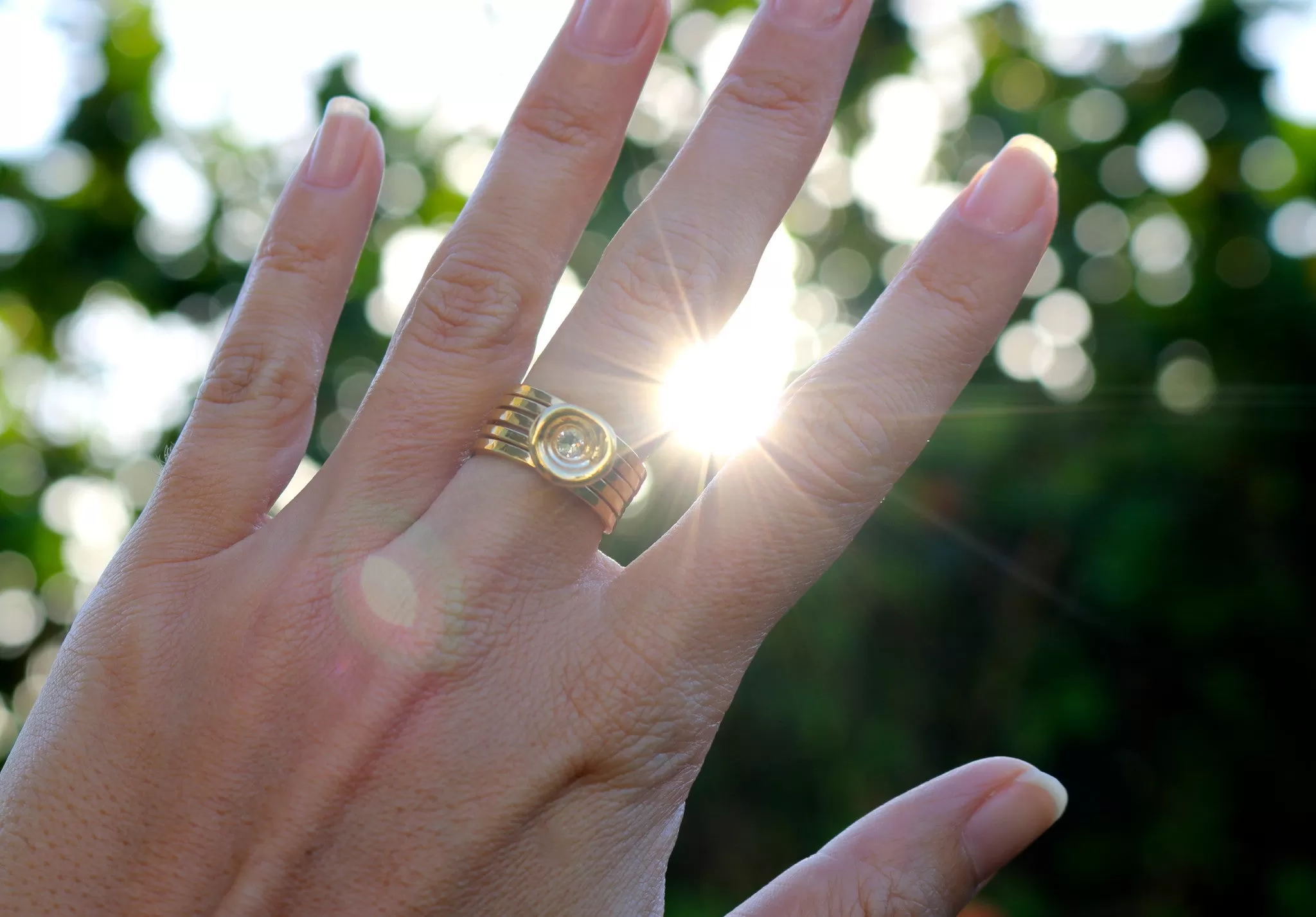 Puka Shimmer Ring