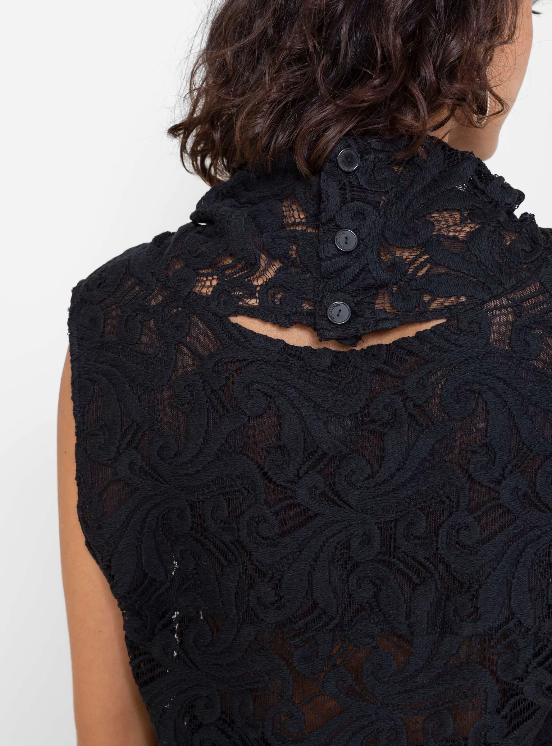 Sheridan Top Curly Lace Black