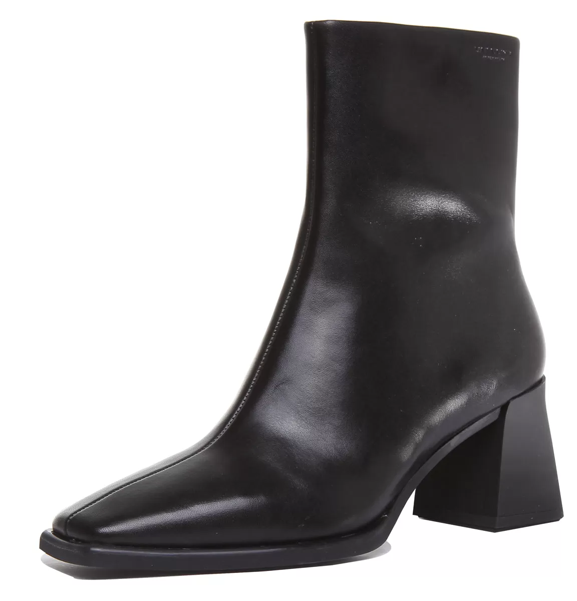 Vagabond Hedda In Black For Women